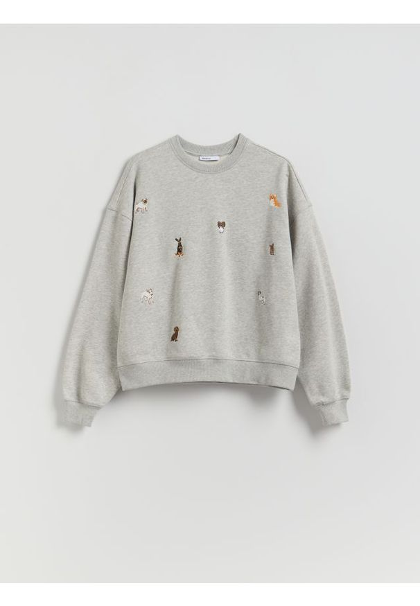 Reserved - Bluza z haftem - jasnoszary. Kolor: szary. Materiał: dzianina, bawełna. Wzór: haft