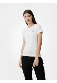 4f - T-shirt regular z bawełny organicznej damski. Kolor: biały. Materiał: bawełna. Wzór: nadruk #1