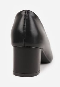 Born2be - Czarne Czółenka na Słupku VICES ze Skóry Naturalnej Alcilea. Nosek buta: otwarty. Kolor: czarny. Materiał: skóra. Obcas: na słupku. Wysokość obcasa: średni #6