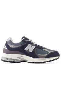 Buty New Balance M2002RSF - granatowe. Okazja: na co dzień. Kolor: niebieski. Materiał: guma, materiał, skóra, syntetyk. Szerokość cholewki: normalna. Sport: bieganie
