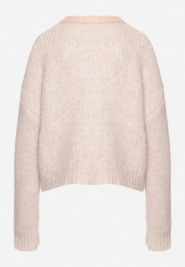Born2be - Różowy Krótki Sweter z Wełną i Głębokim Dekoltem w Serek Savalithia. Typ kołnierza: dekolt w serek. Kolor: różowy. Materiał: wełna. Długość: krótkie. Sezon: zima