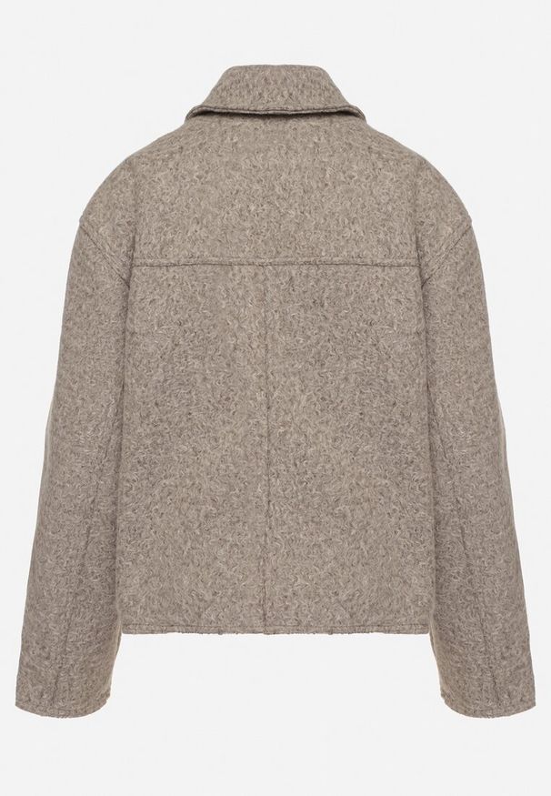 Born2be - Brązowa Pudełkowa Kurtka z Kołnierzykiem i Kieszeniami o Krótkim Fasonie Neliella. Okazja: na co dzień. Kolor: brązowy. Materiał: jeans. Długość: krótkie. Styl: casual, elegancki