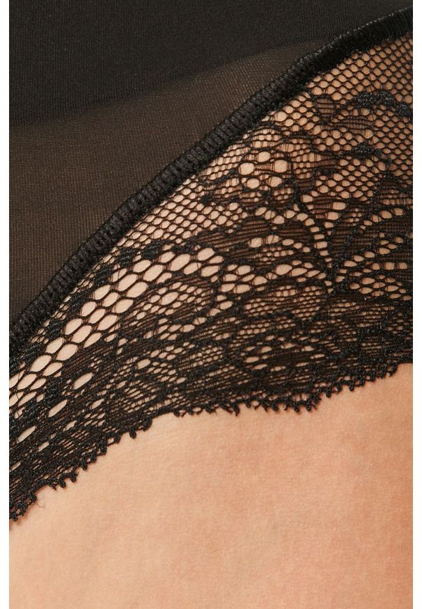 Spanx - Figi modelujące Undie-Tectable Lace. Kolor: czarny. Materiał: materiał