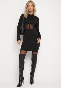 Born2be - Czarna Dopasowana Sukienka Vices Ozdobiona Gorsetową Przezroczystą Górą Axerne. Typ kołnierza: dekolt gorset. Kolor: czarny. Wzór: aplikacja. Typ sukienki: gorsetowe. Styl: klasyczny, elegancki #6