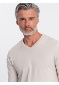 Ombre Clothing - Zestaw longsleeve męski V-NECK - mix 2-pak V5 Z41 - XXL. Okazja: na co dzień. Kolor: beżowy. Materiał: bawełna, materiał, skóra, tkanina. Długość rękawa: długi rękaw. Długość: długie. Wzór: gładki, jednolity. Styl: wizytowy, klasyczny, casual #4