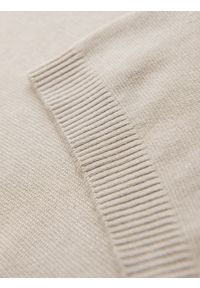 Ombre Clothing - Klasyczna dzianinowa koszulka męska ze ściągaczami– jasnoszara V3. Kolor: szary. Materiał: dzianina. Wzór: gładki, ze splotem. Styl: klasyczny #4