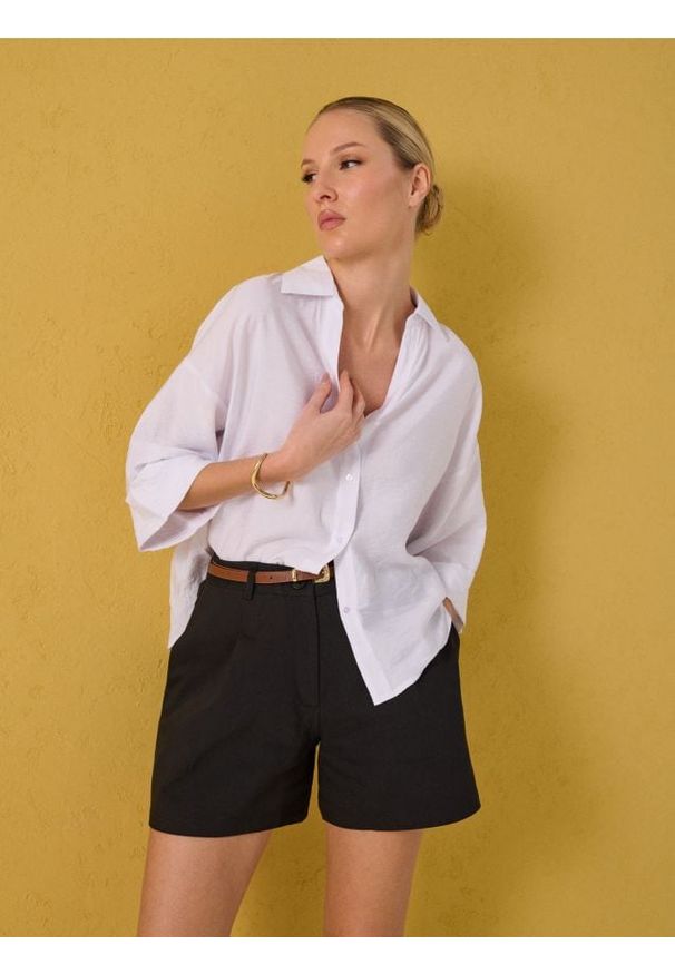 Sinsay - Wiskozowa koszula - biały. Kolor: biały. Materiał: wiskoza