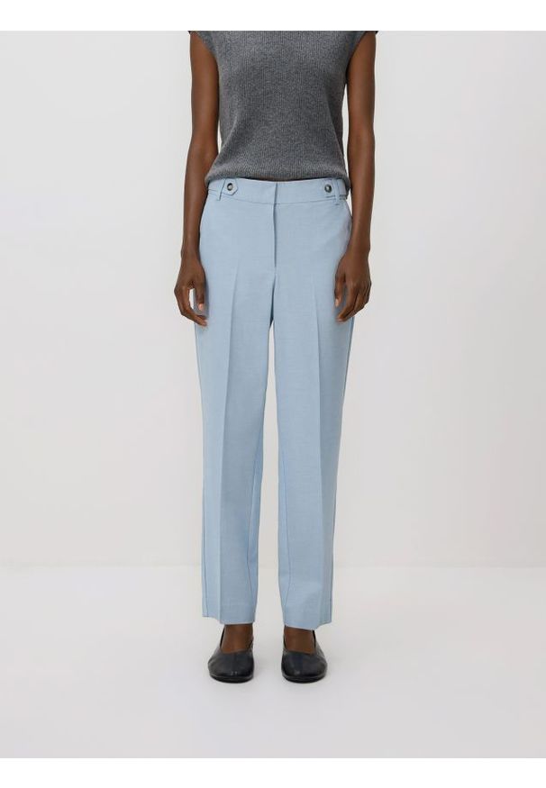 Reserved - Spodnie w kant - jasnoniebieski. Kolor: niebieski. Materiał: tkanina, wiskoza