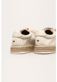 TOMMY HILFIGER - Tommy Hilfiger - Espadryle. Nosek buta: okrągły. Zapięcie: sznurówki. Materiał: syntetyk, materiał, guma. Szerokość cholewki: normalna. Obcas: na obcasie. Wysokość obcasa: średni #2