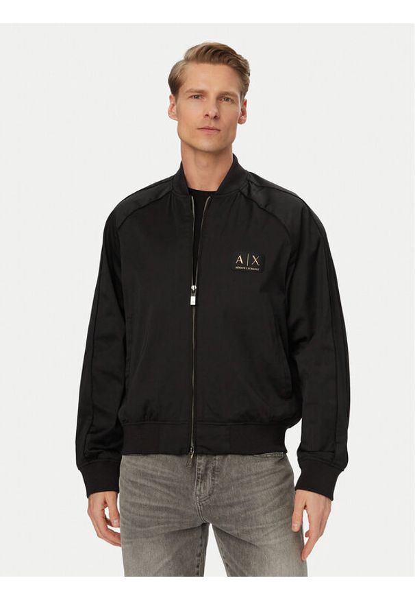 Armani Exchange Kurtka bomber XM001836 AF20535 UC001 Czarny Regular Fit. Kolor: czarny. Materiał: bawełna