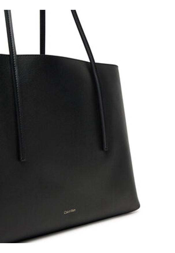 Calvin Klein Torebka Foil Logo Tote W/Pouch LV04F3274G Czarny. Kolor: czarny. Materiał: skórzane