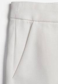 Born2be - Białe Eleganckie Spodnie Garniturowe VICES z Kieszeniami Zervia. Okazja: na co dzień. Kolor: biały. Styl: elegancki #7