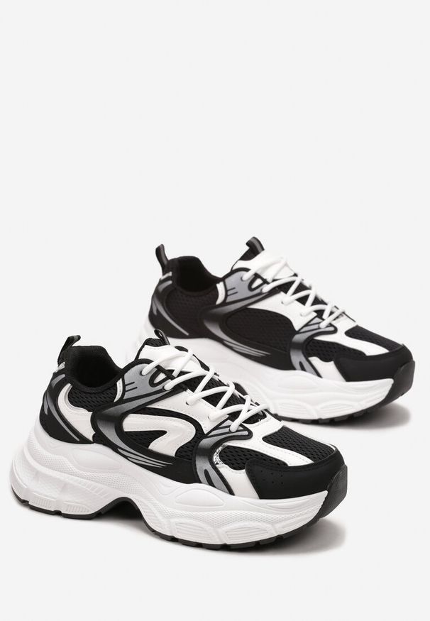 Born2be - Czarne Sneakersy na Platformie z Siateczkową Wstawką Huvia. Wysokość cholewki: przed kostkę. Kolor: czarny. Szerokość cholewki: normalna. Obcas: na platformie