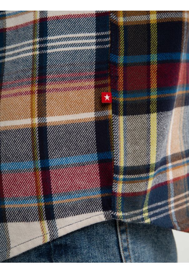 Big-Star - Koszula męska flanelowa w kratę beżowa Fileso 801. Okazja: na co dzień. Kolor: beżowy. Materiał: jeans, bawełna. Sezon: jesień. Styl: klasyczny, elegancki, casual