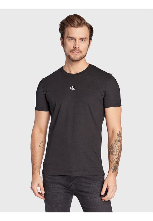 Calvin Klein Jeans T-Shirt Monogram J30J322466 Czarny Regular Fit. Kolor: czarny. Materiał: bawełna