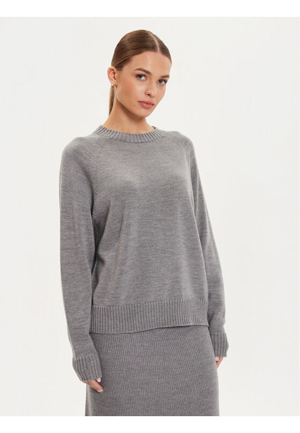 Max Mara Leisure Sweter Salvia 2426366158 Szary Relaxed Fit. Kolor: szary. Materiał: wełna