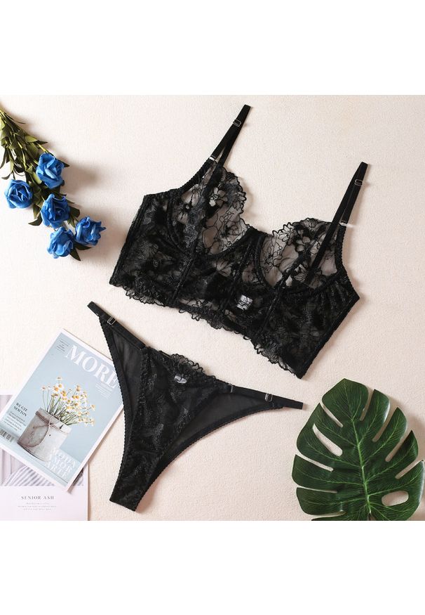 Intica - Komplet bielizny z gorsetowym topem i figami delikatny materiał Racheal. Kolor: czarny. Materiał: materiał