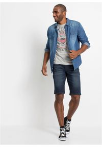 bonprix - Bermudy dżinsowe ze stretchem o kroju slim fit. Kolor: niebieski. Styl: elegancki #2
