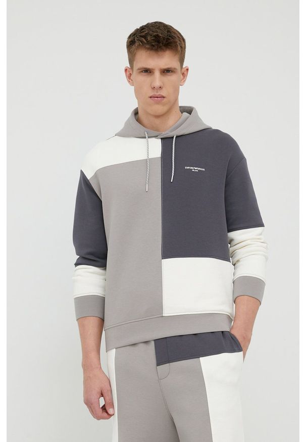Emporio Armani bluza męska kolor szary z kapturem gładka. Typ kołnierza: kaptur. Kolor: szary. Wzór: gładki
