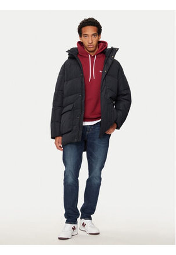 Lee Kurtka puchowa 112355680 Czarny Regular Fit. Kolor: czarny. Materiał: syntetyk