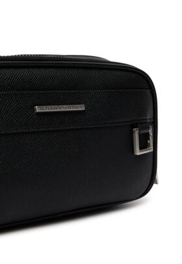 Armani Exchange Nerka XM002037 AF19931 UC001 Czarny. Kolor: czarny. Materiał: skóra