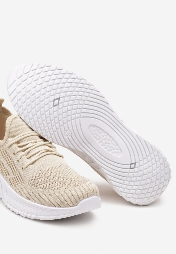 Renee - Beżowo-Białe Buty Sportowe Bemostom. Okazja: na co dzień, na spacer. Kolor: beżowy. Materiał: jeans. Szerokość cholewki: normalna. Sport: turystyka piesza, fitness