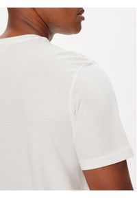 Calvin Klein Jeans T-Shirt LV04RC272G Biały Regular Fit. Kolor: biały. Materiał: bawełna #4