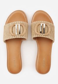 Born2be - Beżowe Płaskie Klapki z Plecionym Paskiem i Metaliczną Aplikacją Qinish. Okazja: na co dzień. Kolor: beżowy. Materiał: len. Wzór: aplikacja. Sezon: lato. Obcas: na płaskiej podeszwie. Styl: boho, casual #8