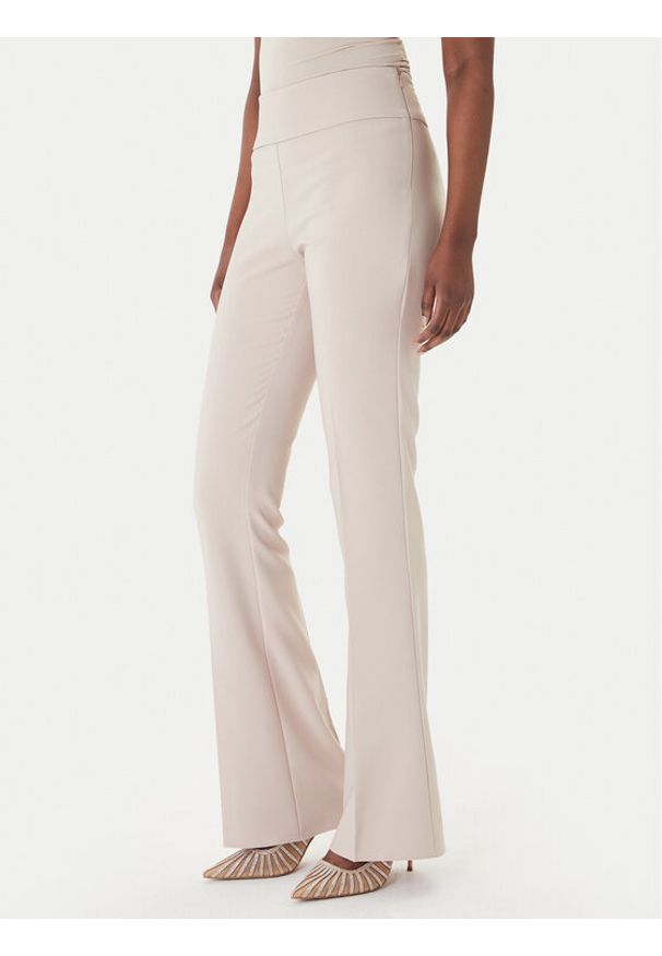 Rinascimento Spodnie materiałowe CFC0127876003 Beżowy Slim Fit. Kolor: beżowy. Materiał: syntetyk
