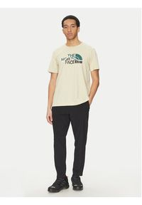 The North Face T-Shirt Mountain Line NF0A87NT Beżowy Regular Fit. Kolor: beżowy. Materiał: bawełna #5