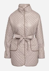 Born2be - Beżowa Pikowana Kurtka z Materiałowym Paskiem i Rozszerzanymi Rękawami Zerilaine. Okazja: na co dzień. Kolor: beżowy. Materiał: materiał. Styl: casual, elegancki #7