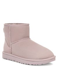 Ugg Śniegowce W Classic Mini II 1016222 Fioletowy. Kolor: fioletowy. Materiał: skóra