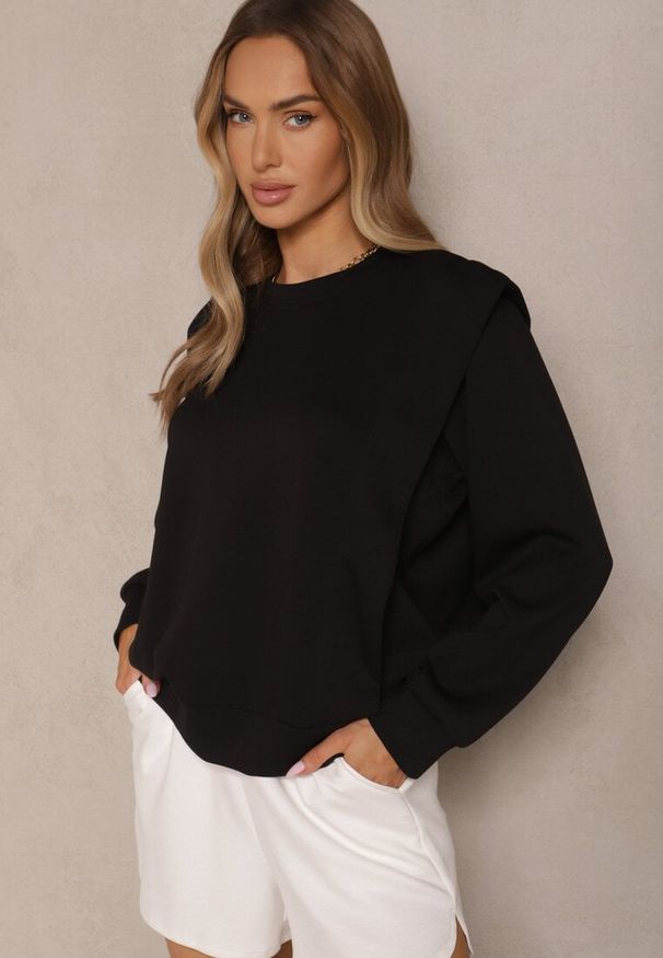 Renee - Czarna Bluza z Wiskozą z Szerokimi Ramionami Alioris. Okazja: na co dzień. Kolor: czarny. Materiał: wiskoza. Styl: casual, elegancki