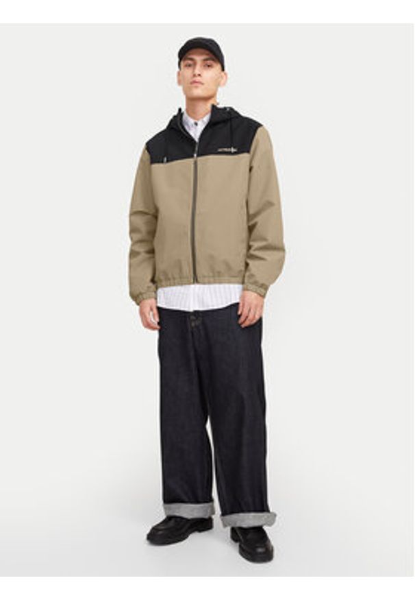 Jack & Jones Kurtka przejściowa Legacy 12268598 Beżowy Regular Fit. Kolor: beżowy. Materiał: syntetyk