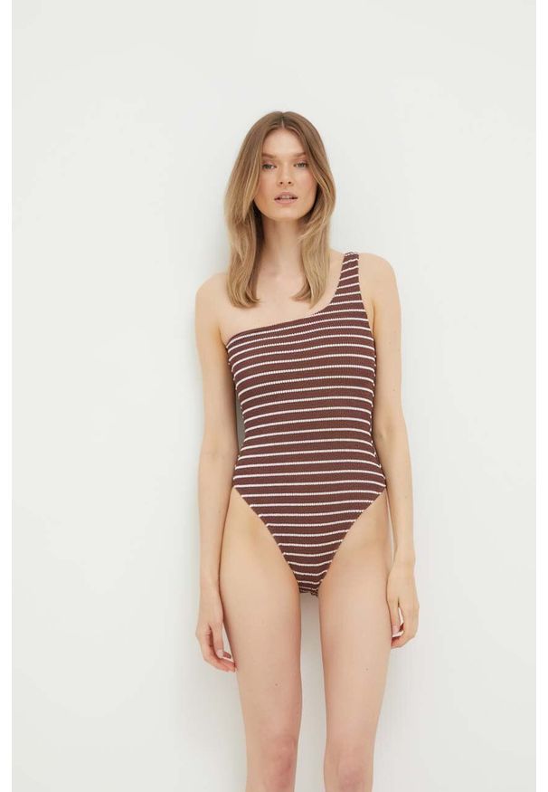 Abercrombie & Fitch strój kąpielowy kolor brązowy miękka miseczka. Kolor: brązowy. Materiał: materiał, dzianina