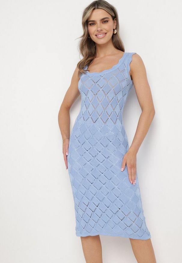 Born2be - Niebieska Dopasowana Ażurowa Sukienka na Grubych Ramiączkach Brililena. Okazja: na co dzień. Kolor: niebieski. Materiał: jeans. Długość rękawa: na ramiączkach. Wzór: ażurowy. Styl: klasyczny, elegancki, casual