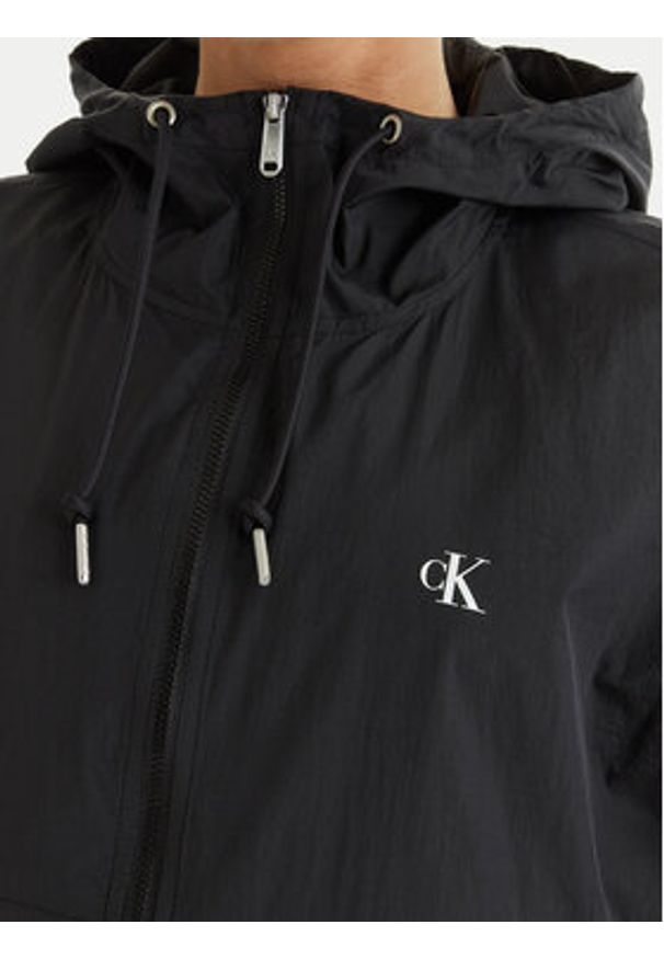 Calvin Klein Jeans Wiatrówka Essential LV047F507G Czarny Regular Fit. Kolor: czarny. Materiał: syntetyk