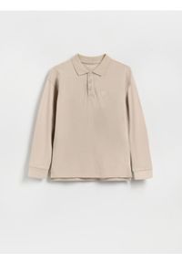 Reserved - Bawełniany longsleeve polo - beżowy. Typ kołnierza: polo. Kolor: beżowy. Materiał: bawełna. Długość rękawa: długi rękaw