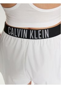 Calvin Klein Swimwear Szorty sportowe KW0KW02482 Biały Regular Fit. Kolor: biały. Materiał: syntetyk #4