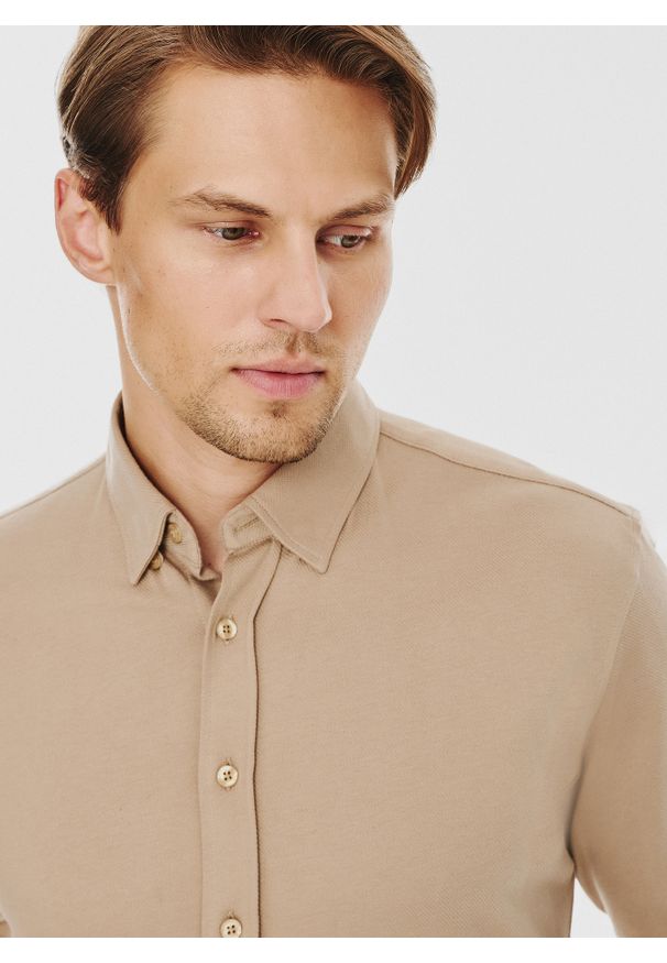 Pako Lorente - PAKO LORENTE – Beżowa bawełniana koszula męska. Kolor: zielony, beżowy. Materiał: bawełna. Długość rękawa: długi rękaw. Długość: długie. Wzór: gładki