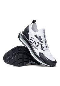 Sneakersy męskie białe EA7 Emporio Armani X8X113 XK269 Q708. Okazja: do pracy, na spacer, na co dzień. Kolor: biały. Sport: turystyka piesza