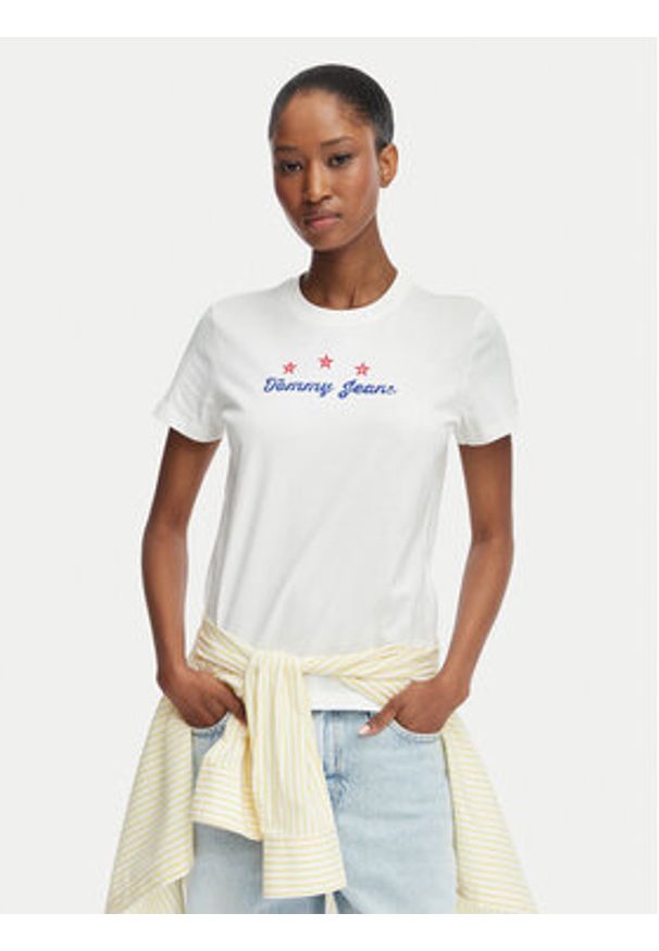 Tommy Jeans T-Shirt DW0DW23481 Biały Regular Fit. Kolor: biały. Materiał: bawełna