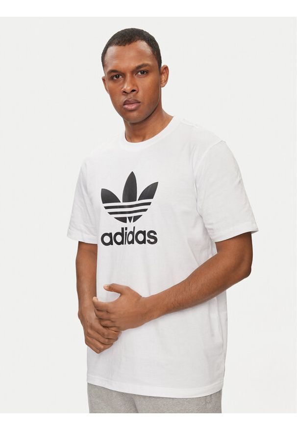 Adidas - adidas T-Shirt adicolor Trefoil IV5353 Biały Regular Fit. Kolor: biały. Materiał: bawełna