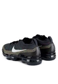 Nike Sneakersy DV1678-008-M Czarny. Kolor: czarny. Materiał: materiał #2