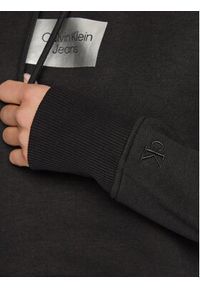 Calvin Klein Jeans Bluza J20J220561 Czarny Regular Fit. Kolor: czarny. Materiał: bawełna, syntetyk #5