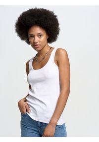 Big-Star - Koszulka damska na ramiączkach Alena 101. Kolor: biały. Materiał: bawełna, elastan, skóra. Długość rękawa: na ramiączkach. Styl: sportowy #8