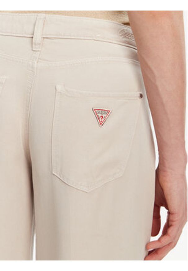 Guess Jeansy W4GA96 WDP85 Beżowy Wide Leg. Kolor: beżowy