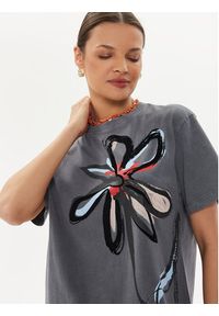 Desigual T-Shirt Dante 24WWTKX5 Szary Regular Fit. Kolor: szary. Materiał: bawełna