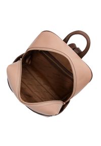 Wittchen - Damski plecak z poziomym paskiem. Kolor: brązowy, wielokolorowy, beżowy. Materiał: skóra ekologiczna. Wzór: geometria. Styl: elegancki, sportowy