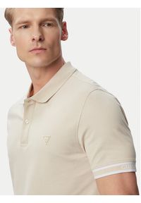 Guess Polo M6GP60 K3076 Beżowy jasny Regular Fit. Typ kołnierza: polo. Kolor: beżowy. Materiał: bawełna #3